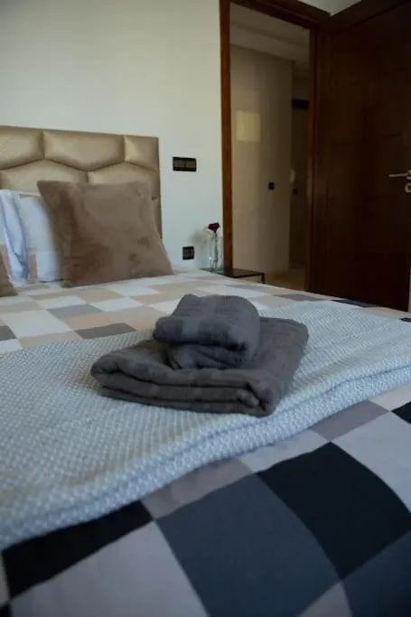 Appartement Tres Calme Spacieux Casablanca Apartamento