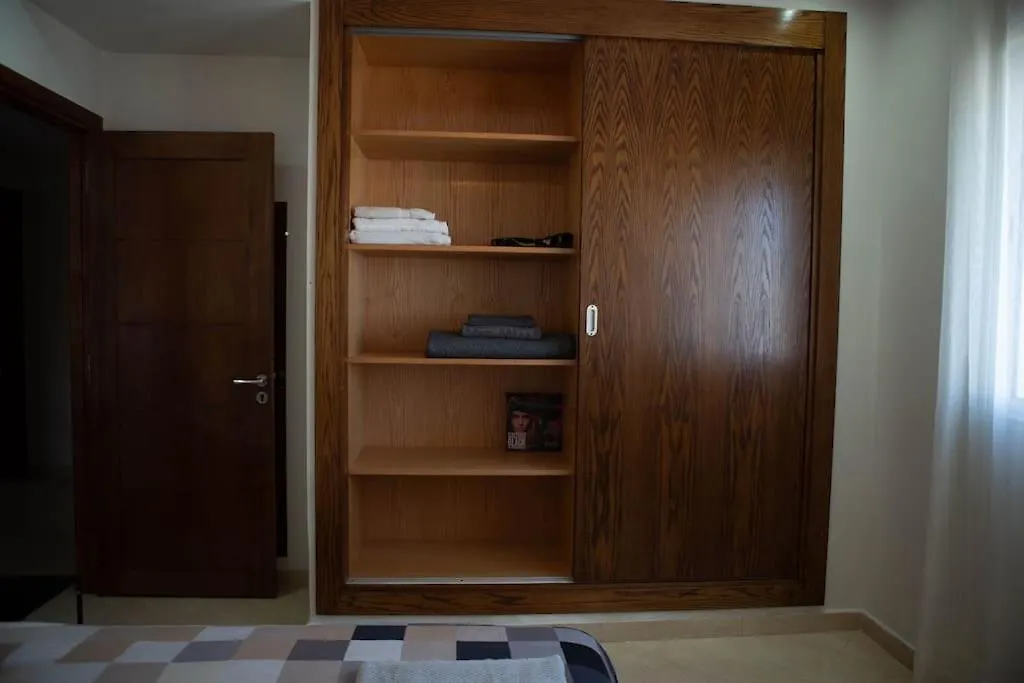 Appartement Tres Calme Spacieux Casablanca 0*,  Marrocos