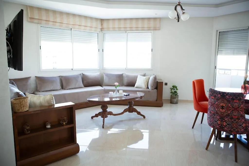 Appartement Tres Calme Spacieux Casablanca